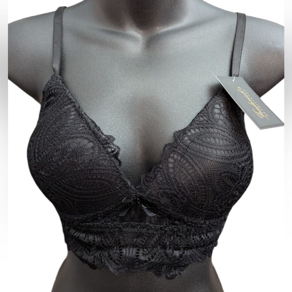 Frederick’s Black Lace Bralette Large NWT Finley
